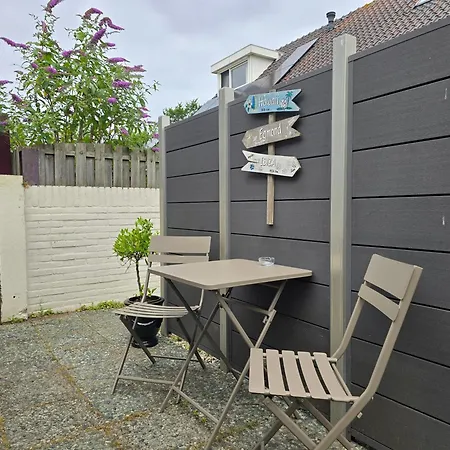 De Witte Vos بيت للعطل إغموند آن زي
