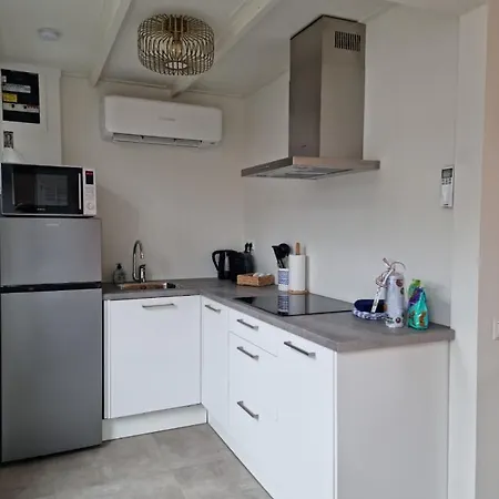 De Witte Vos Holiday home *